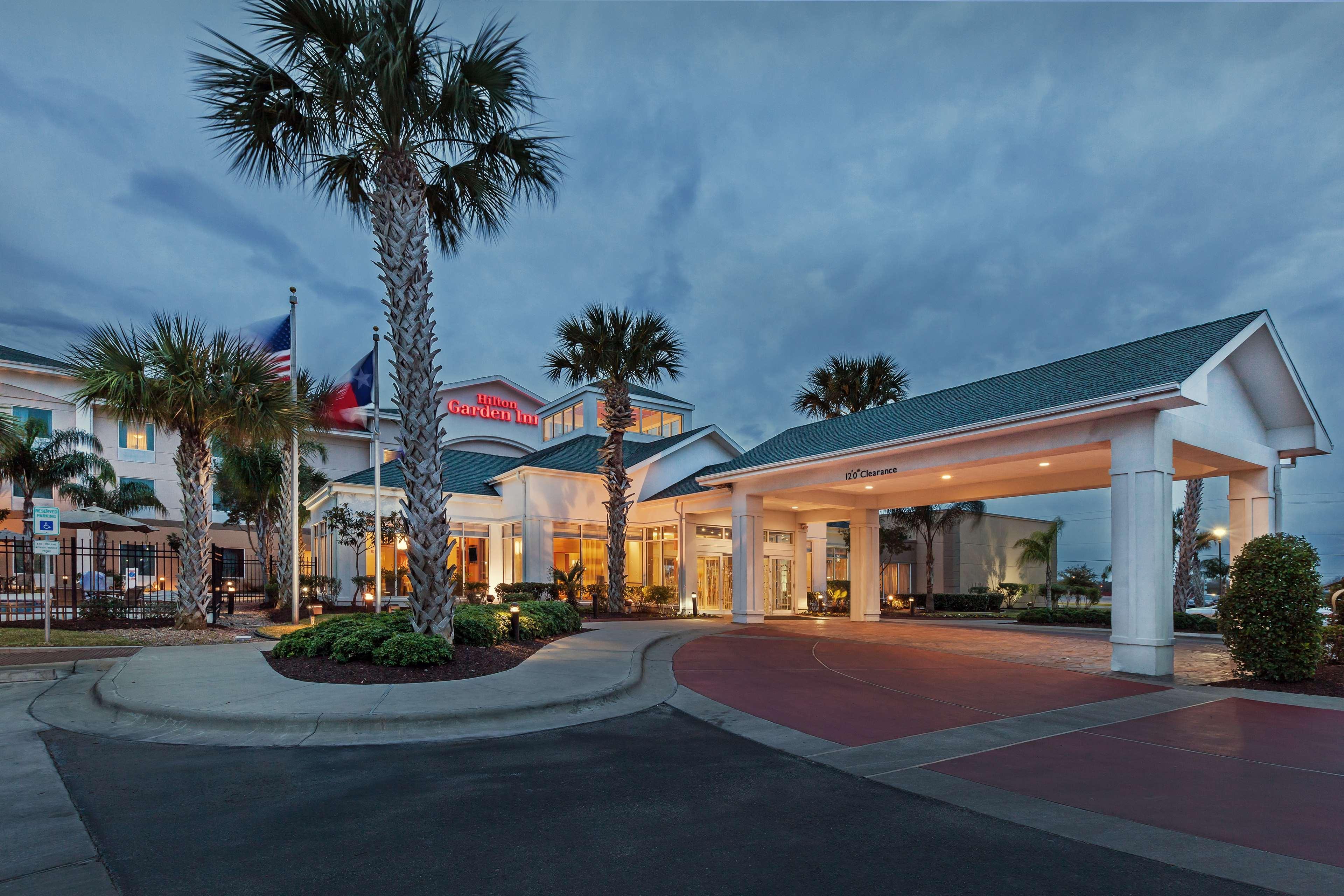 Hilton Garden Inn Corpus Christi Exterior photo
